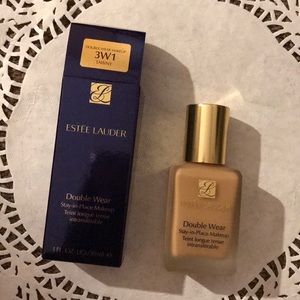Estée Lauder double wear foundation- 3W1 T…